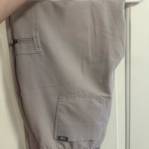 Figs Zamora tall jogger woman’s pants. Size medium. Color Slate. Good condition!